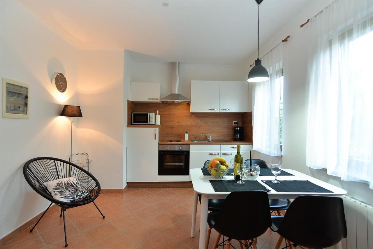 Apartments Marija 1089 Poreč Eksteriør billede