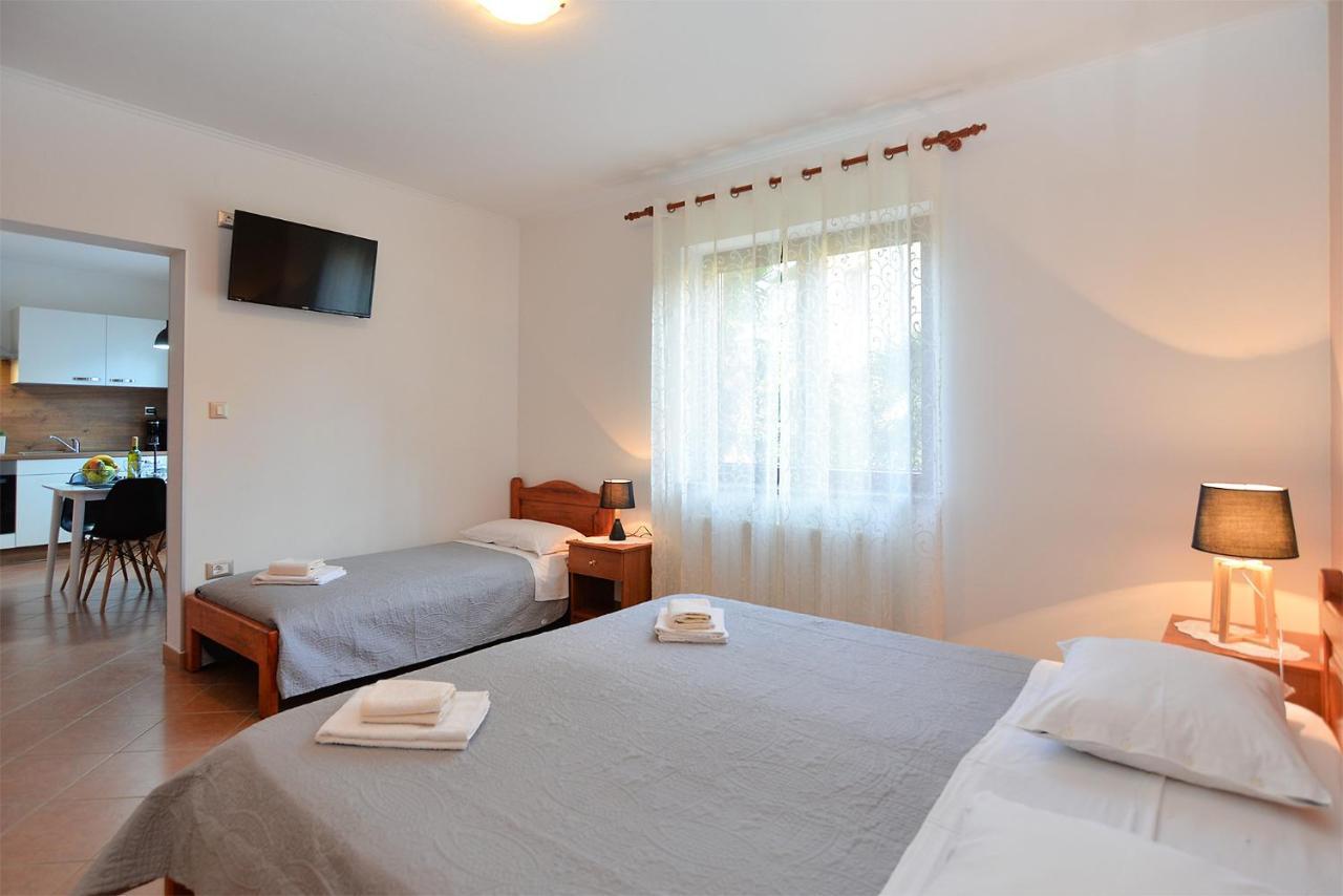 Apartments Marija 1089 Poreč Eksteriør billede