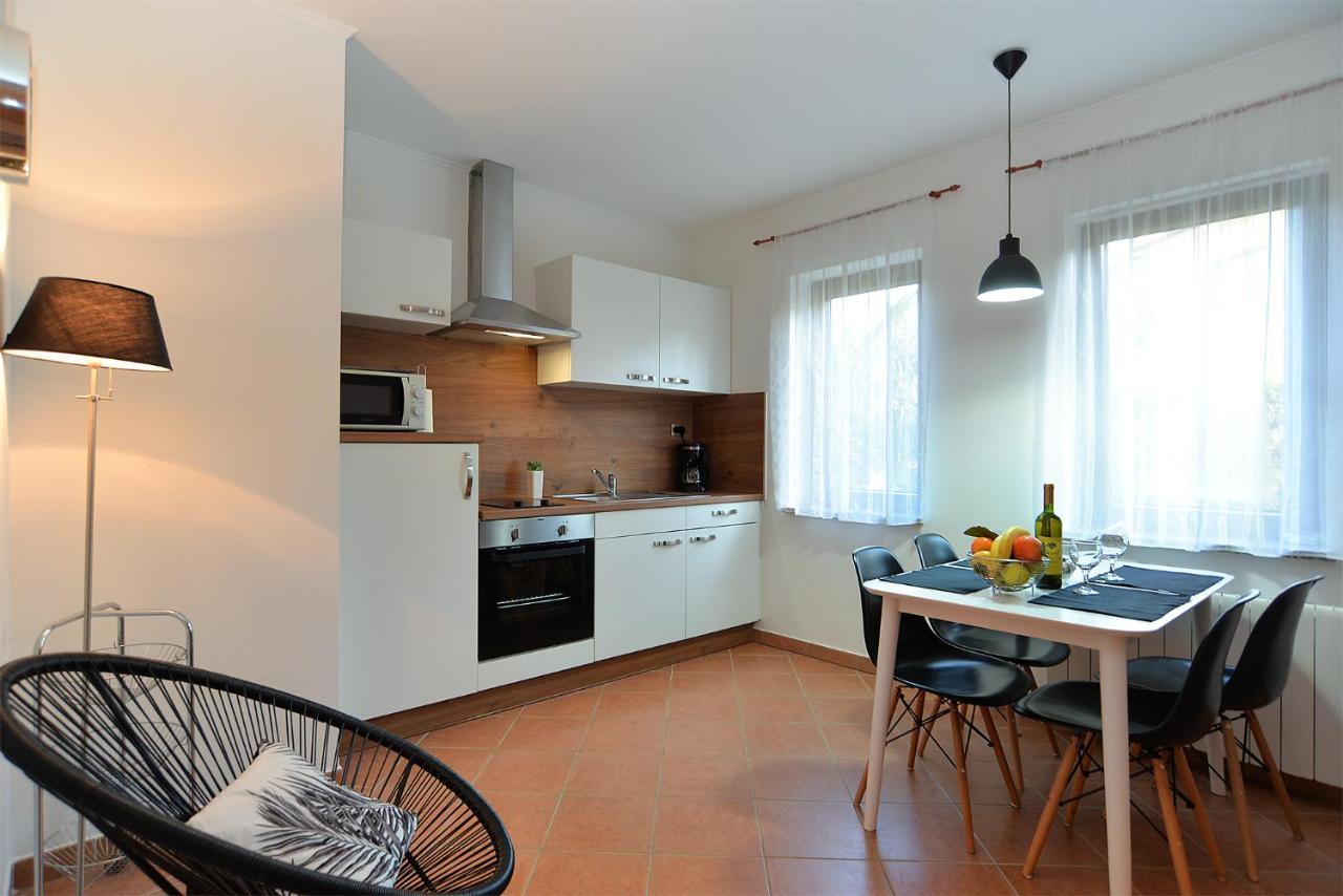Apartments Marija 1089 Poreč Eksteriør billede
