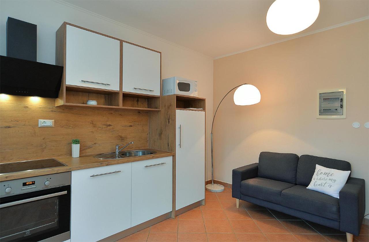 Apartments Marija 1089 Poreč Eksteriør billede